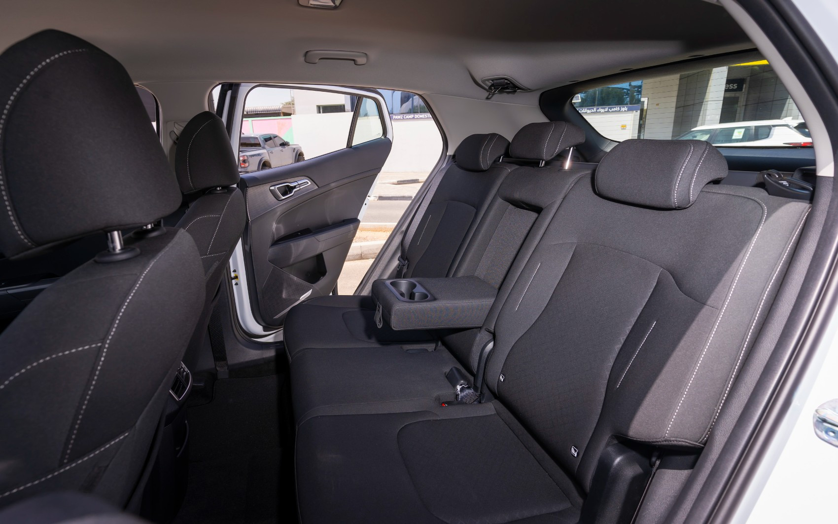 KIA Sportage (White), 2024