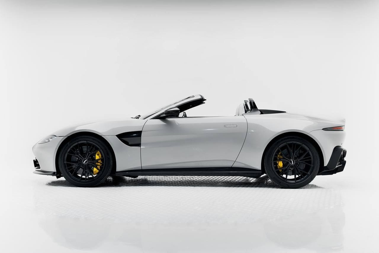 Looking to rent a Aston Martin Vantage (Grey), 2021 in Dubai? Discover great prices, instant booking, and top service.